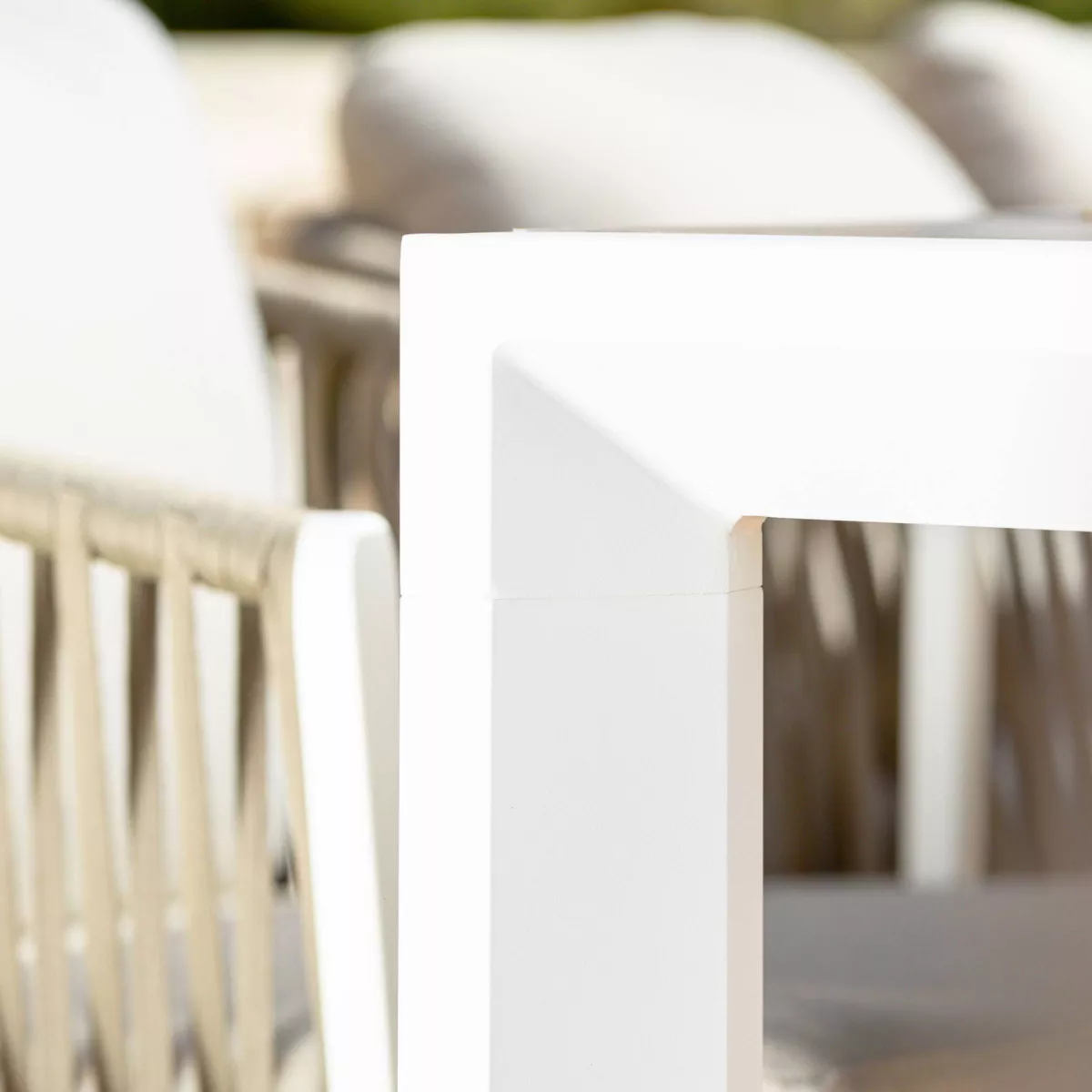 Tavolo da giardino estensibile in alluminio 12 posti (180/240/300 x 96 cm) Amalfi Bianco e tortora