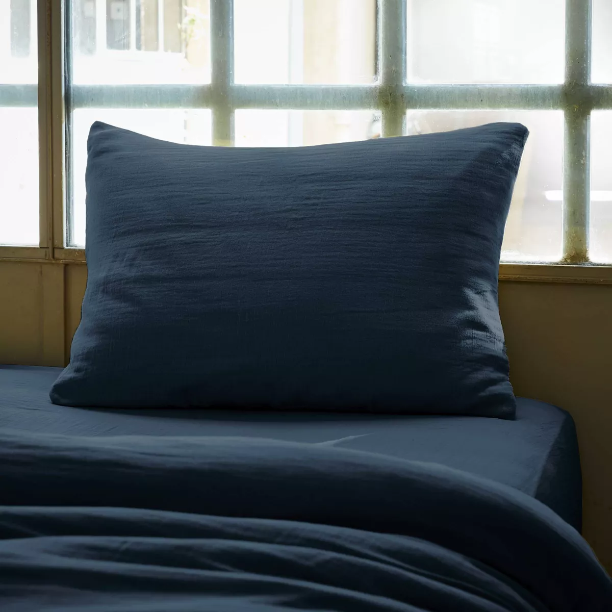 Rechteckiger Kopfkissenbezug aus Baumwoll-Gaze (80 cm) Gaïa Dunkelblau 1