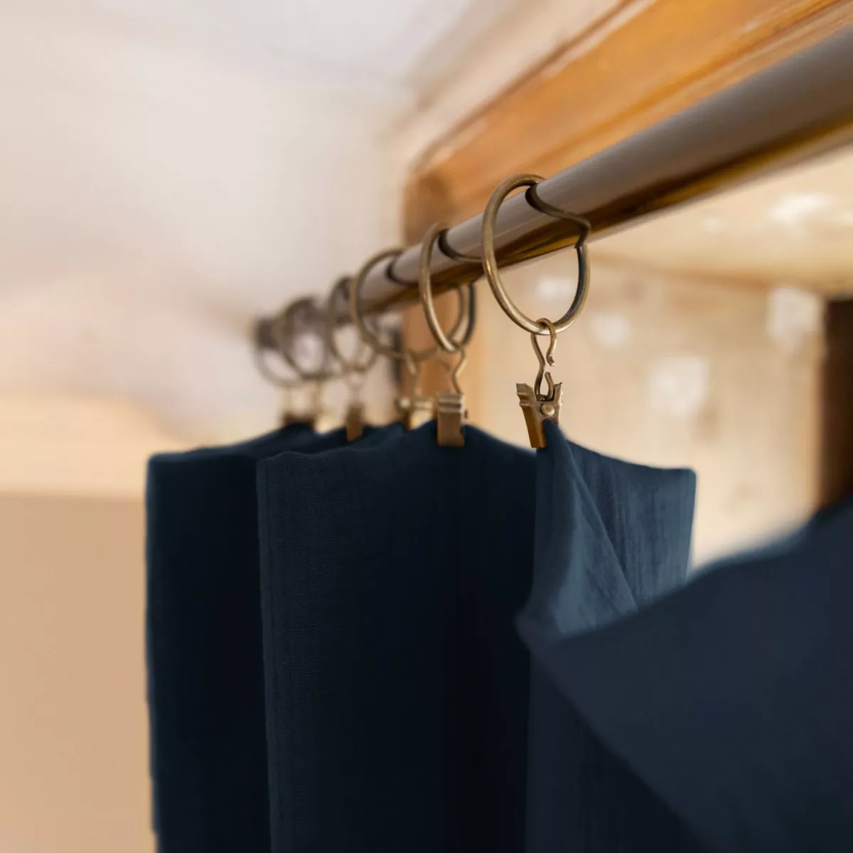 Cortina de gasa de algodón ajustable (280 x max 300 cm) Gaia Azul noche