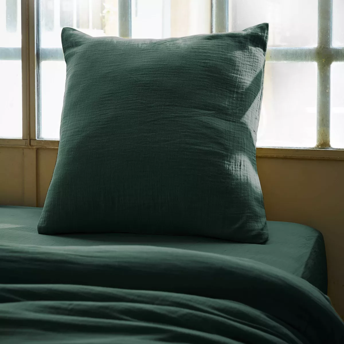 Katoenen gaas vierkante kussensloop (60 x 60 cm) Gaïa Spar Groen