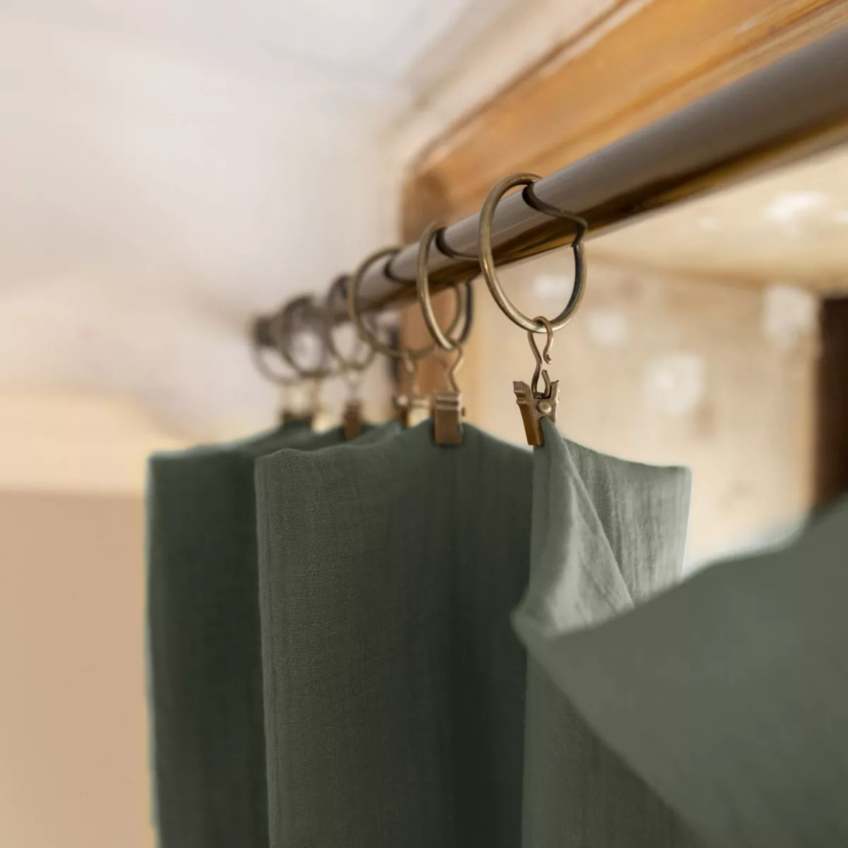 Rideau gaze de coton ajustable (180 x max 300 cm) Gaïa Vert romarin