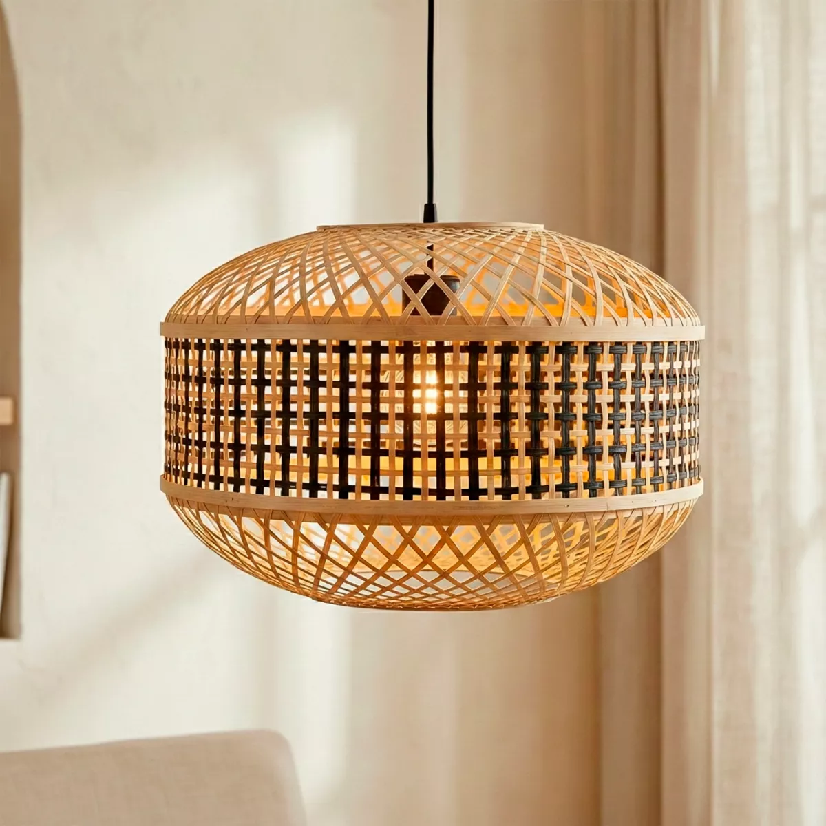 Sospensione luminosa in bambù (D45 cm) Nero e naturale