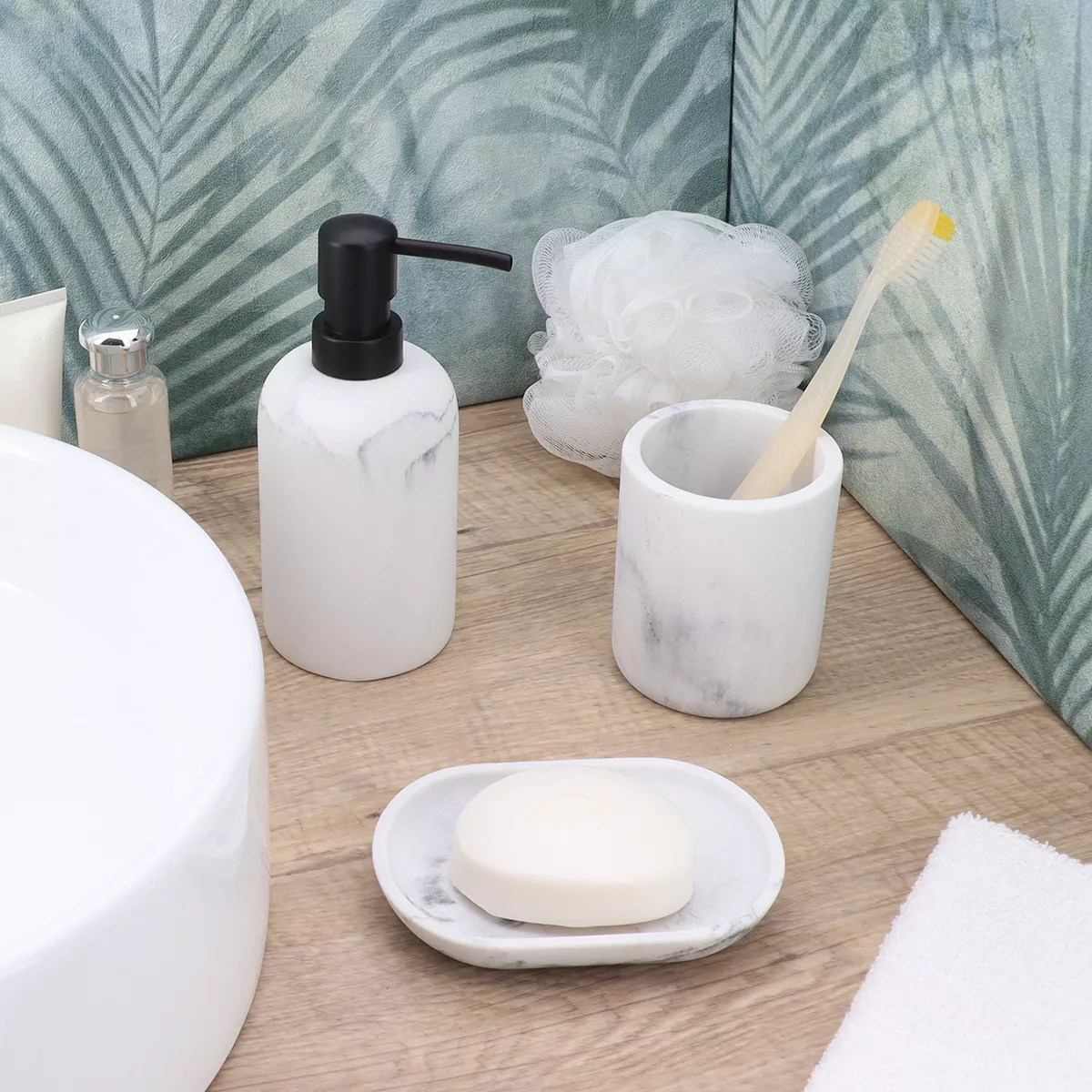 SET GOBELET DISTRIBUTEUR A SAVON ET PORTE SAVON POLYRESINE - MARBRE BLANC
