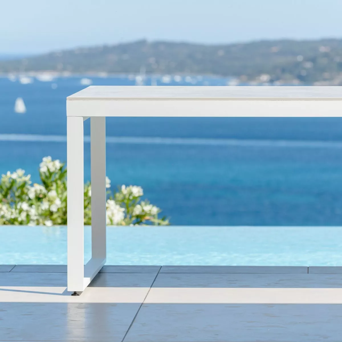 Gartentisch Aluminium/Keramik Kore - bis zu 8 Pers. (180 x 90 cm) - Weiß/Hellgrau