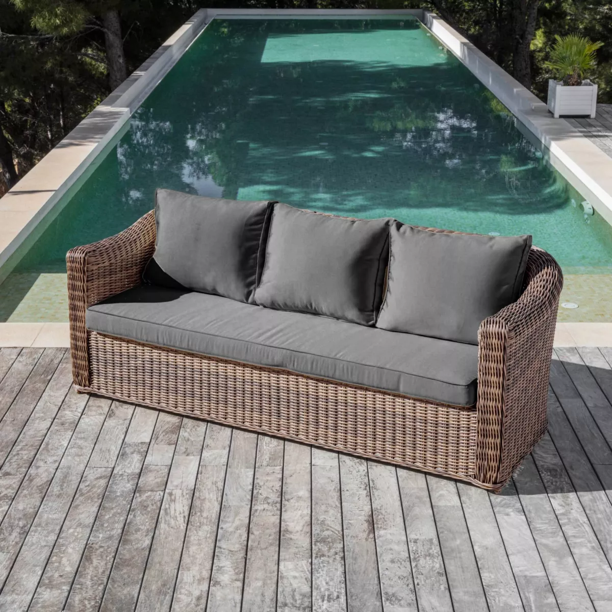 Salotto da giardino in resina intrecciata 7 posti 5 pezzi Calvi Seppia e grigio scuro