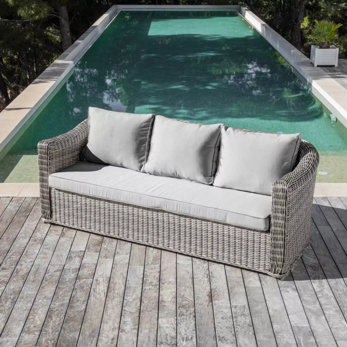 Divano da giardino in resina intrecciata 3 posti Calvi Grigio chiaro