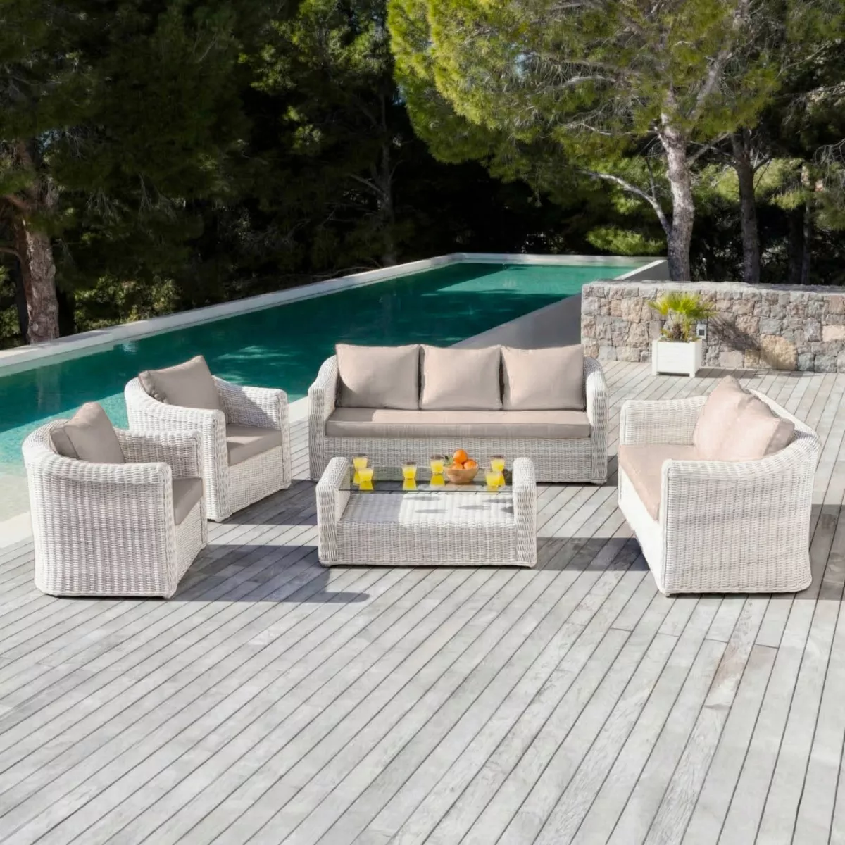 Salon de jardin en résine tressée 7 places 5 pcs Calvi Blanc et taupe