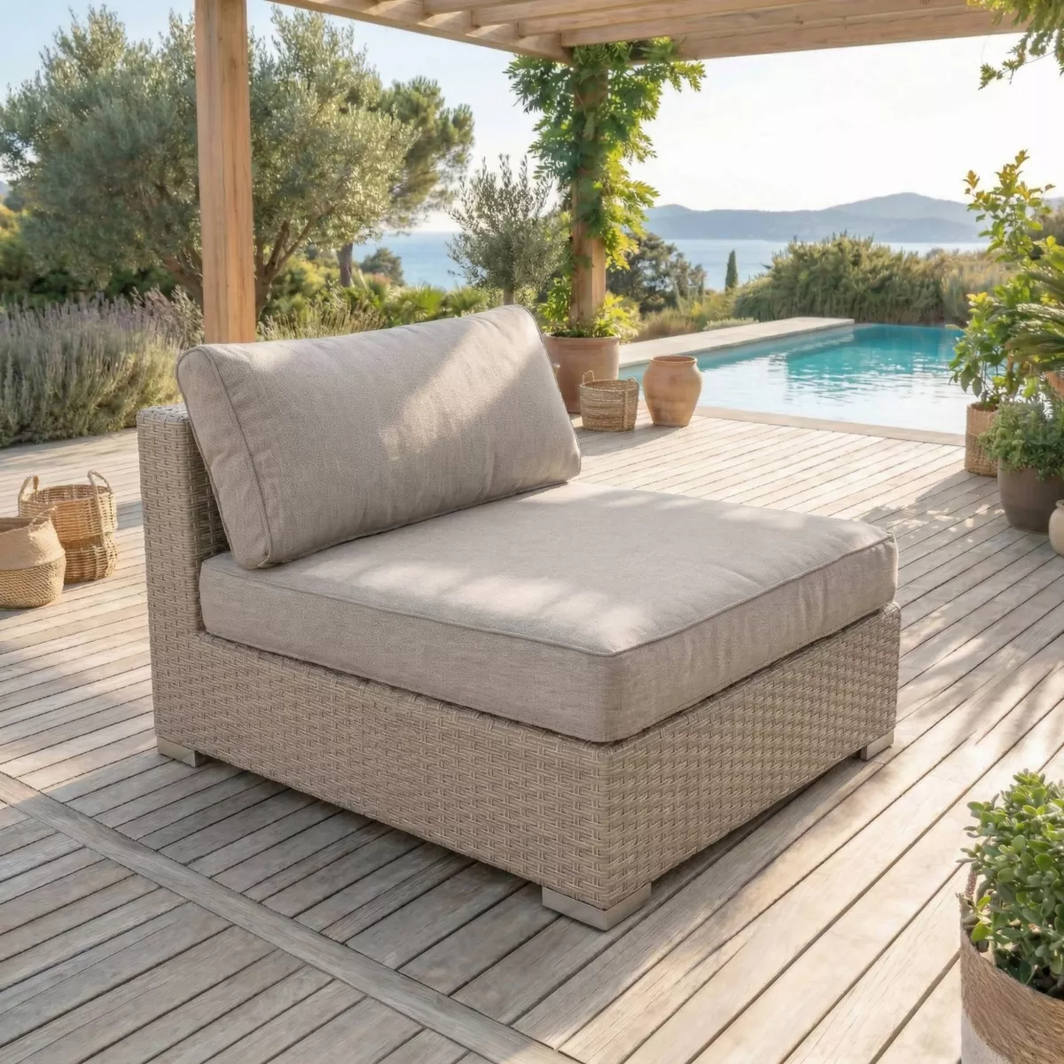 Chauffeuse de jardin en résine tressée Palma Gris et taupe