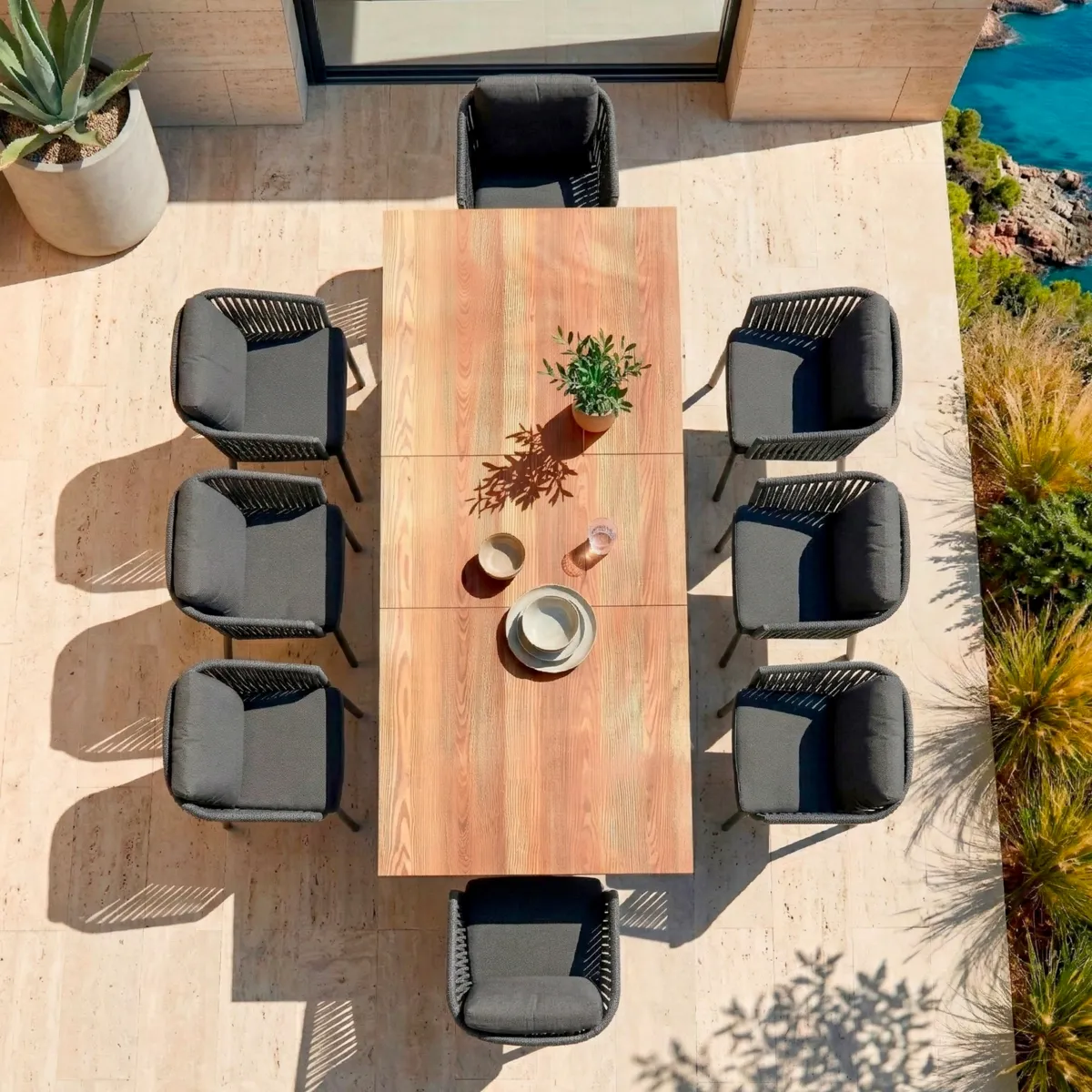 Table de jardin extensible automatique en aluminium 10 places (200/260 x 96 cm) Amalfi Gris anthracite et bois