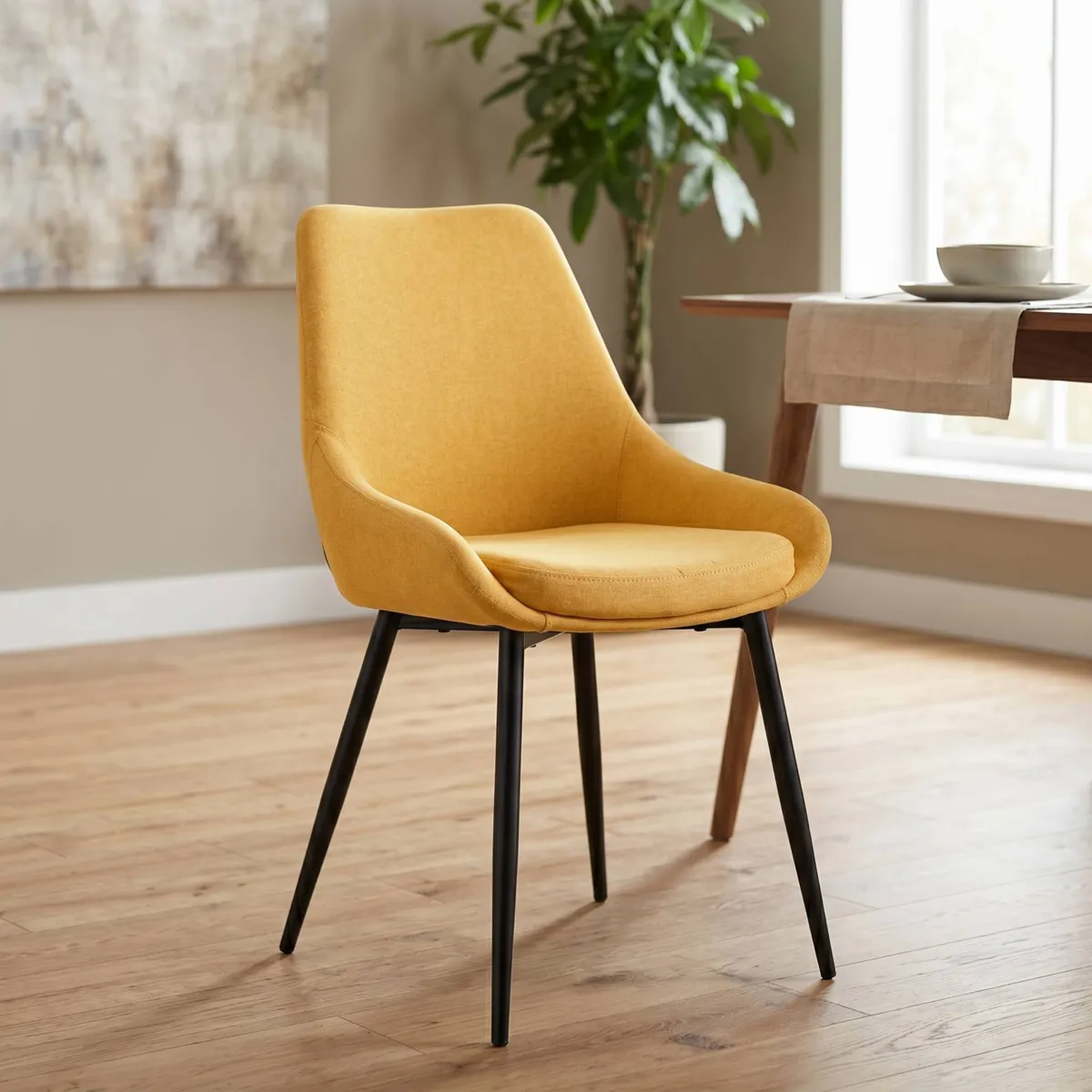 LOT DE 2  Chaise en tissu jaune moutarde - L x P x H : 48 x 55 x 84 cm BARI