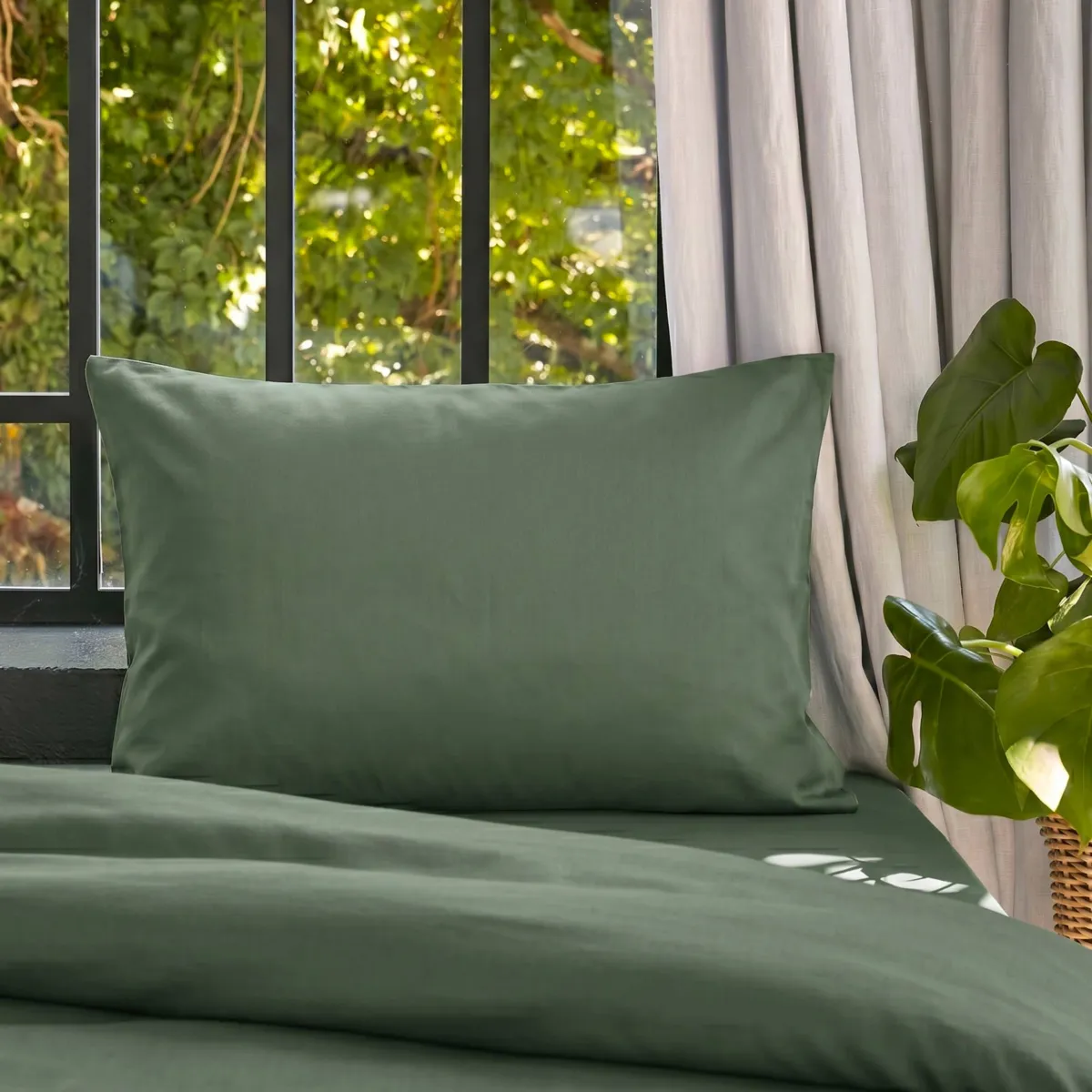 Federa cuscino rettangolare letto in lyocell Tencel™ lavato (50 x 70 cm) Olivia Verde rosmarino