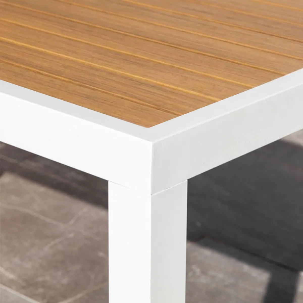 Tavolo da giardino alto in alluminio 6 posti effetto legno (160 x H105 cm) Murano Bianco