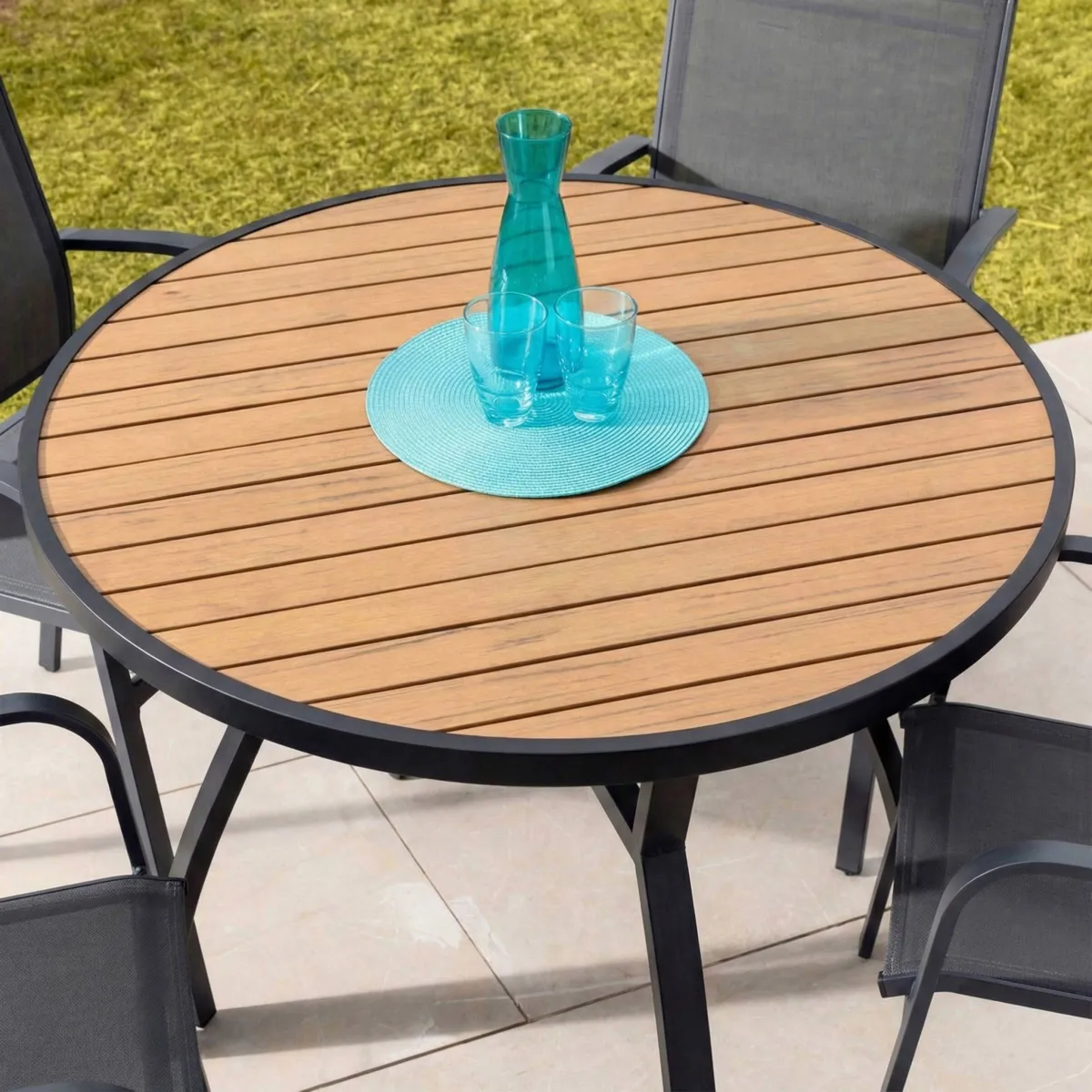 Tavolo da giardino rotondo in alluminio 5 posti (D105 cm) Murano Grigio antracite ed effetto legno