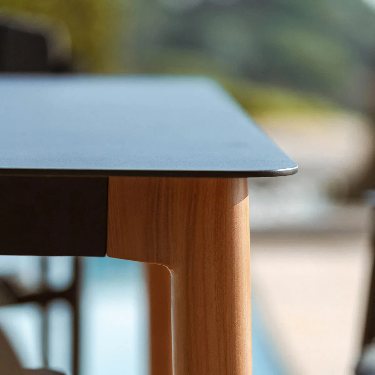 Table de jardin haute en aluminium 8 places (200 x H105 cm) Monte Carlo Gris anthracite
