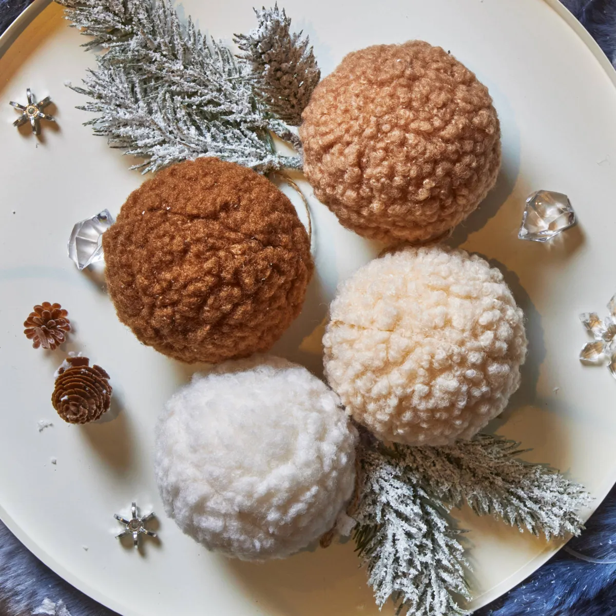 Set di 12 Palline di natale (D80 mm) Bouclettes Bianco e caffè