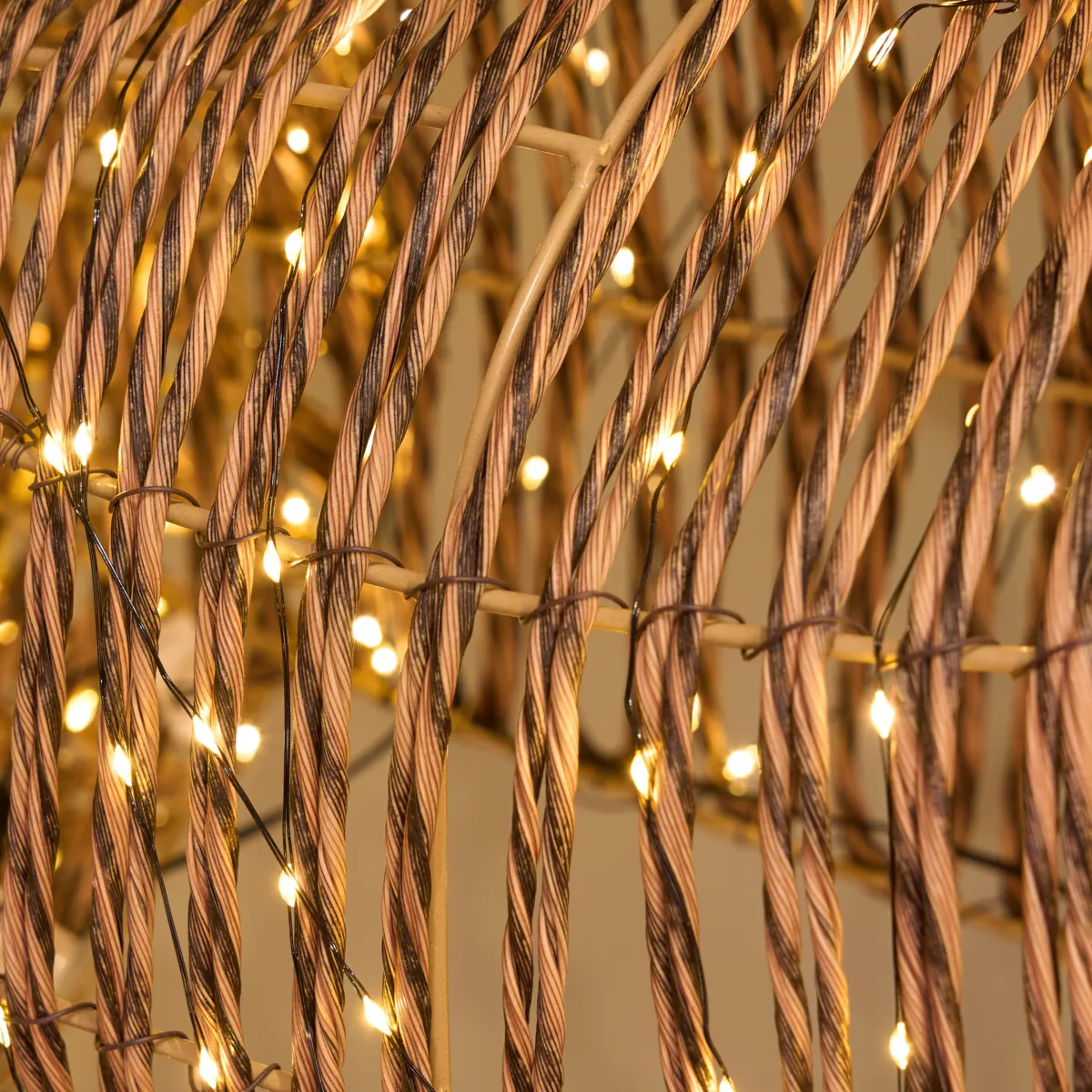 Renne lumineux 1320 Micro LED (H180cm) Dan résine tressée Brun Blanc chaud