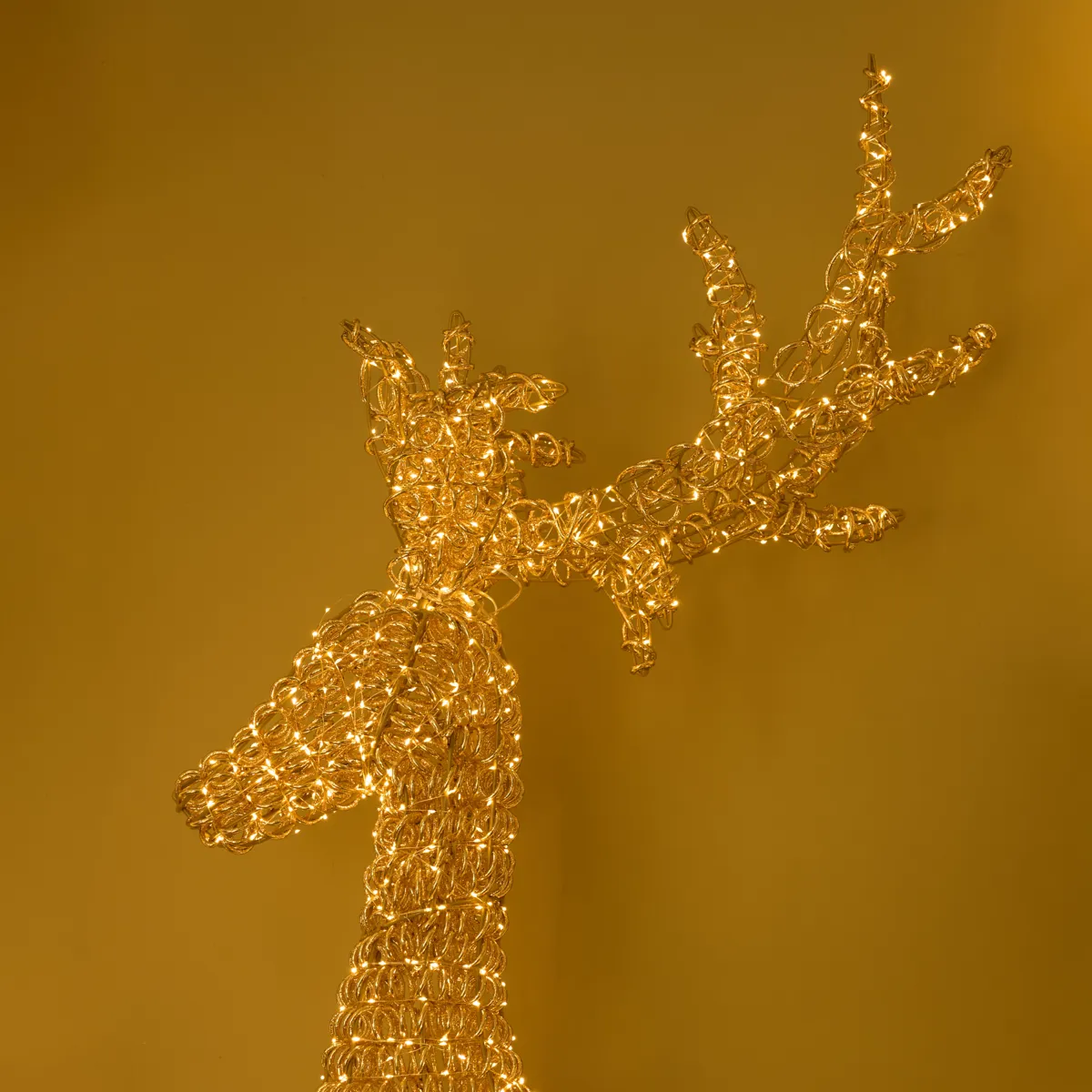 Renna luminosa Gigante 2350 LED (H200 cm) Veglione Flash Oro intenso e bianco caldo