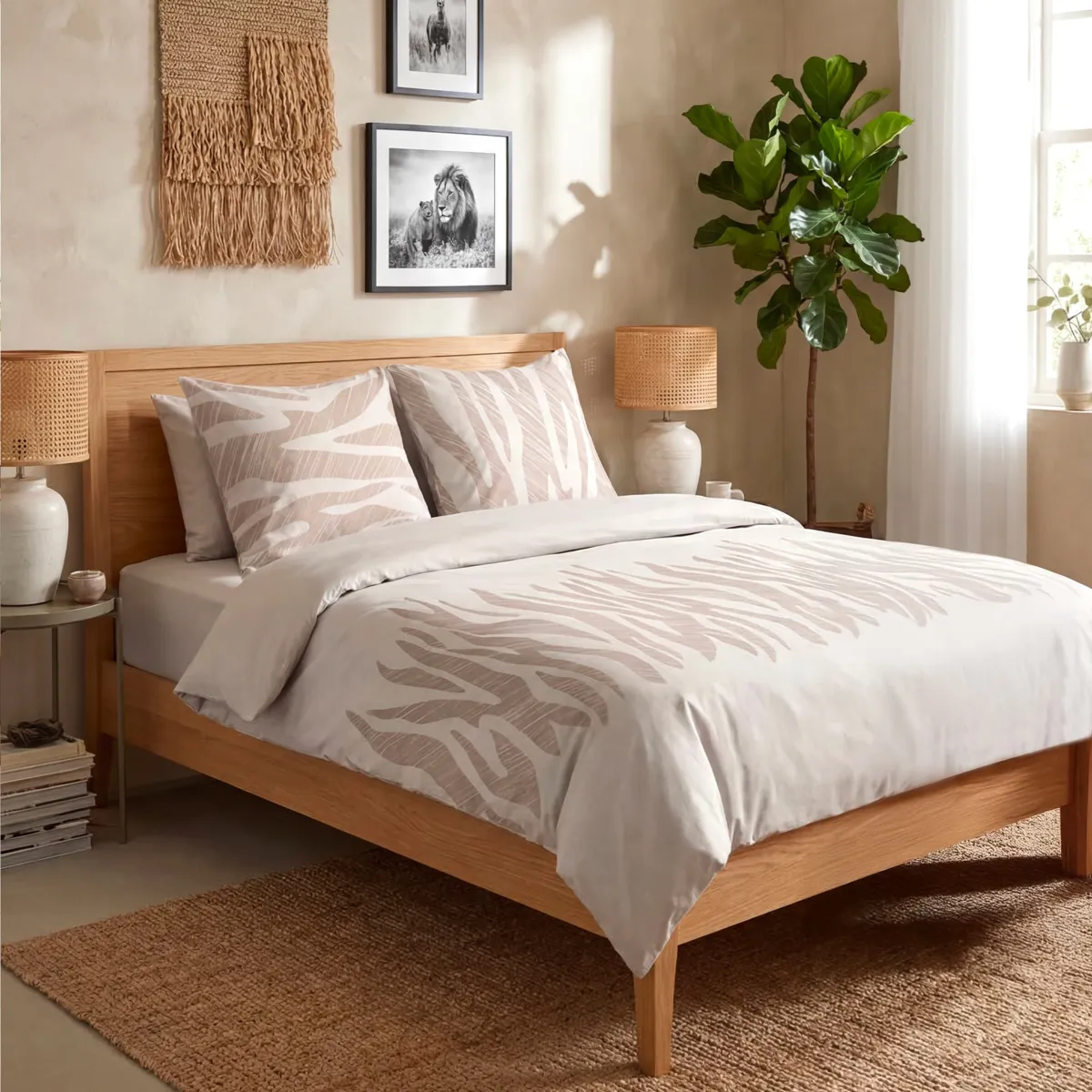 Copripiumino e due federe in cotone (260 x 240 cm) Felidae Beige