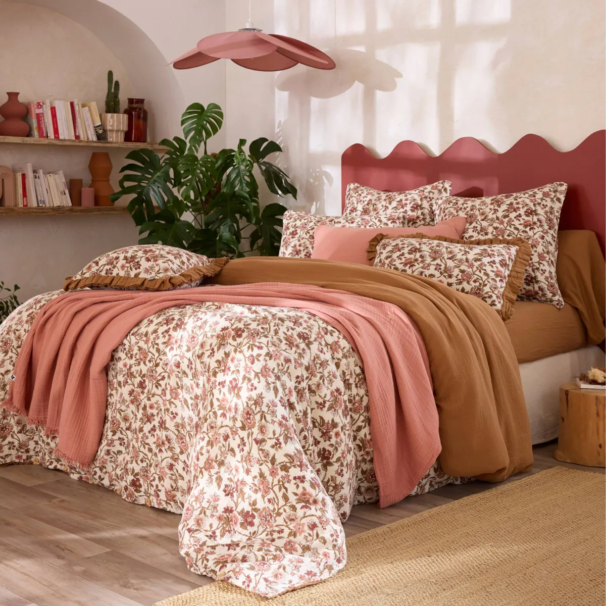 EM - Housse de couette réversible 260 x 240 cm Gaze de coton imprimée GAIA DAHLIA Camel