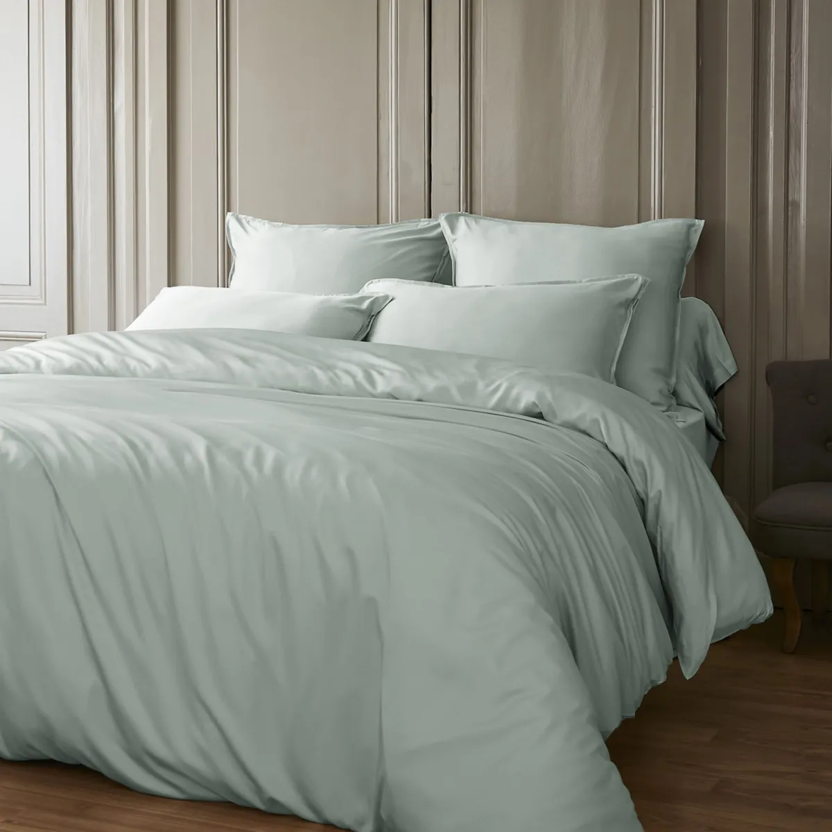 Lenzuolo sopra in satin di bambù (270 x 300 cm) Sienna Verde eucalipto