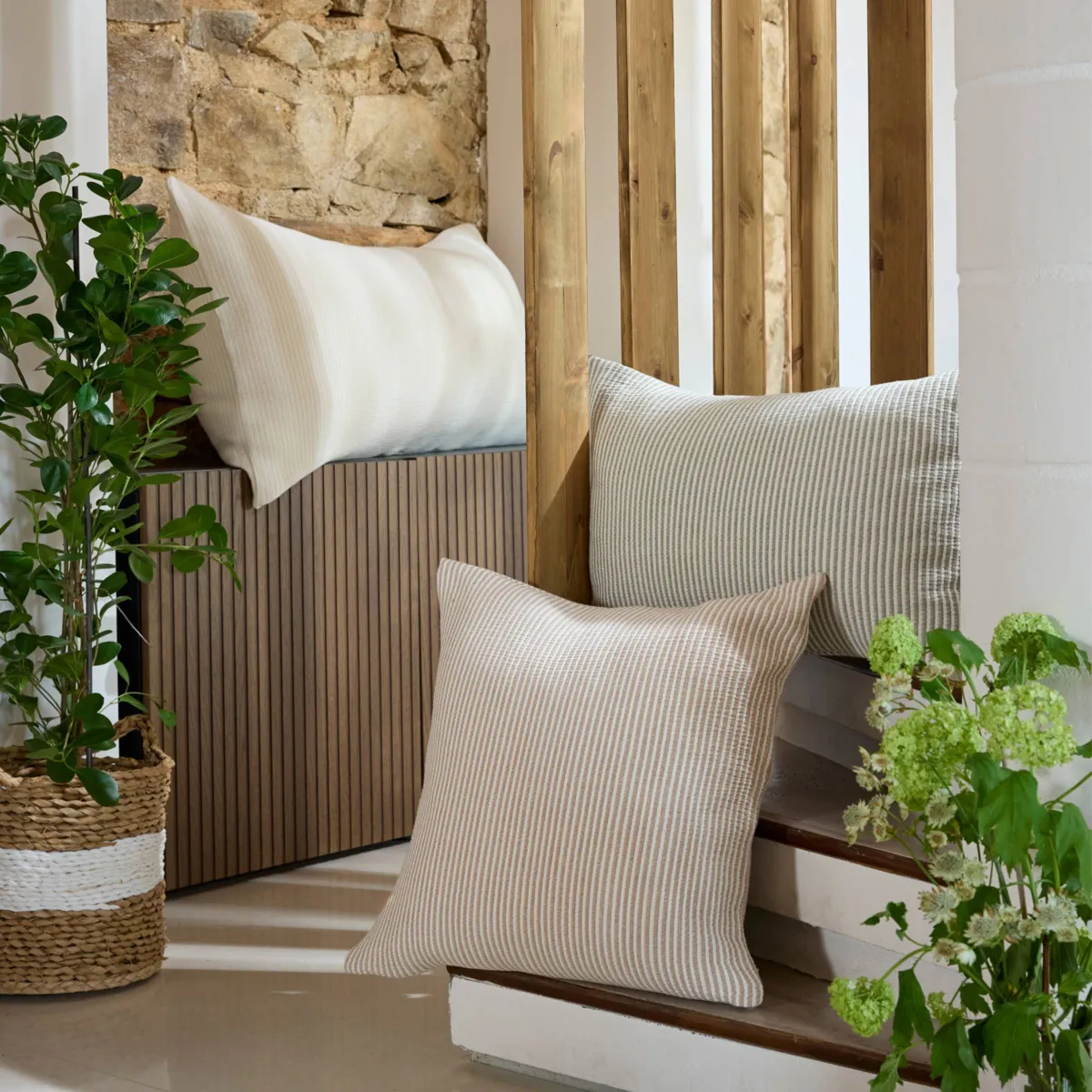 Cuscino quadrato in garza di cotone trapuntata (50 x 50 cm) Oria Beige
