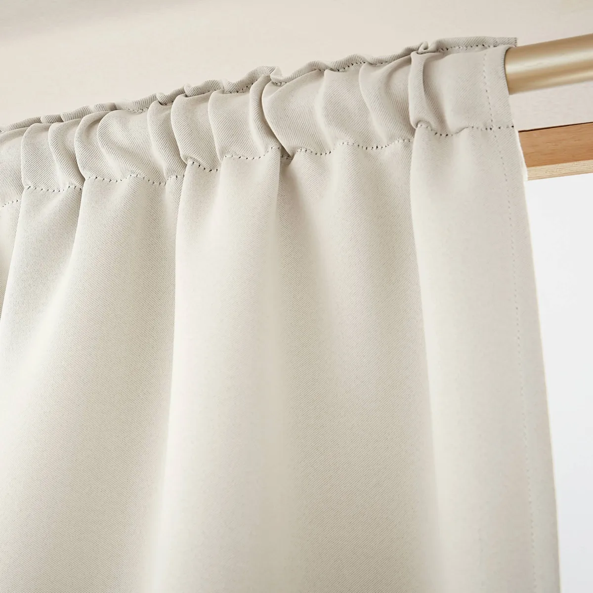 Tenda semi-oscurante termica con passanti nascosti (280 x 240 cm) Nocta Beige