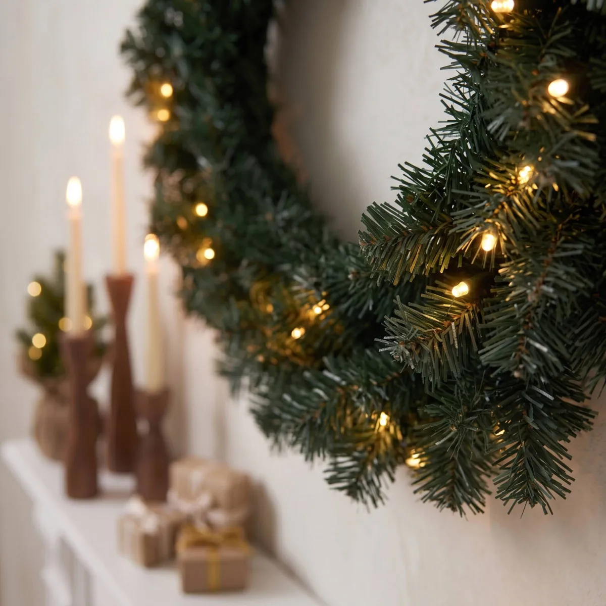 Corona di Natale luminosa (D60 cm) Royal Verde e bianco caldo