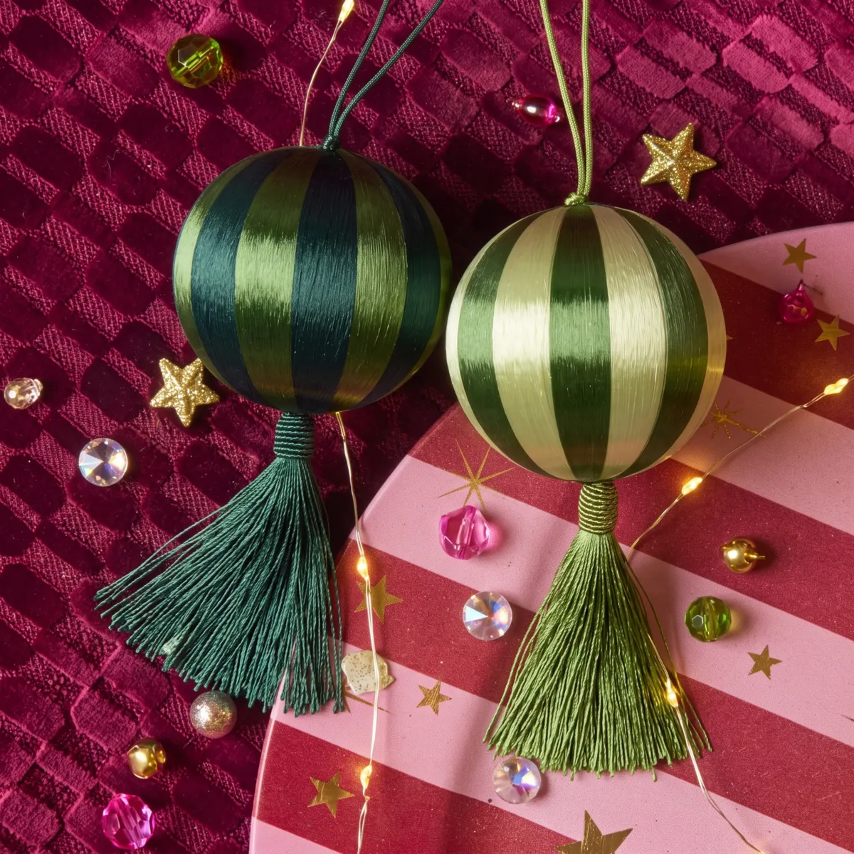 Set di 12 palline di natale (D80 mm) con pendenti e righe Smeraldo e pistacchio