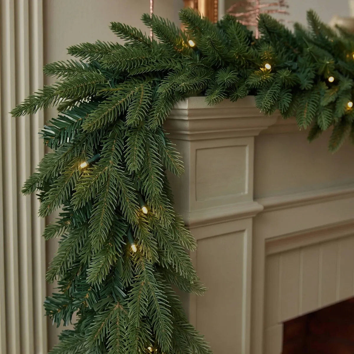 Ghirlanda luminosa per albero di Natale (300 cm - D25) Lucania Verde e bianco caldo
