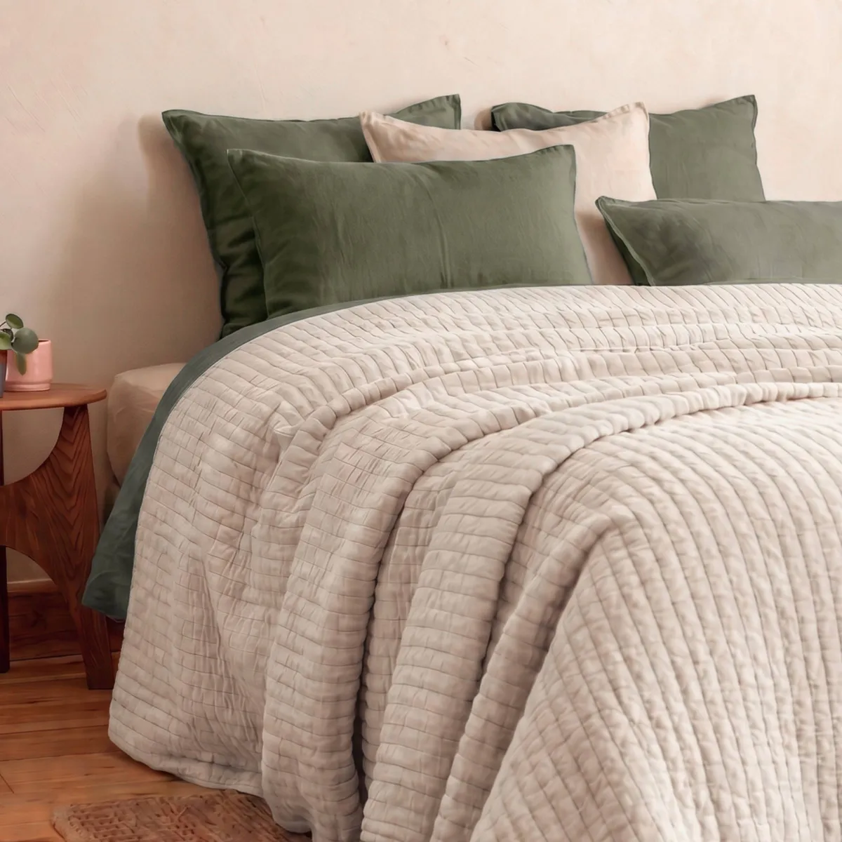 Copriletto trapuntato in cotone (240 x 220 cm) Mira Beige