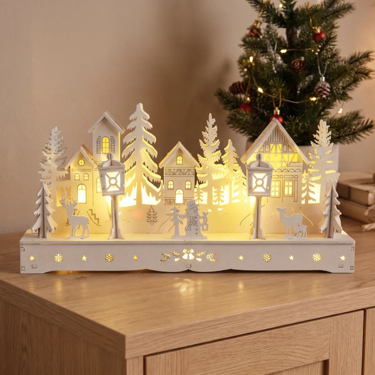 Villaggio di Natale in legno luminoso a pile (29 x H14 cm) Square incantato Bianco