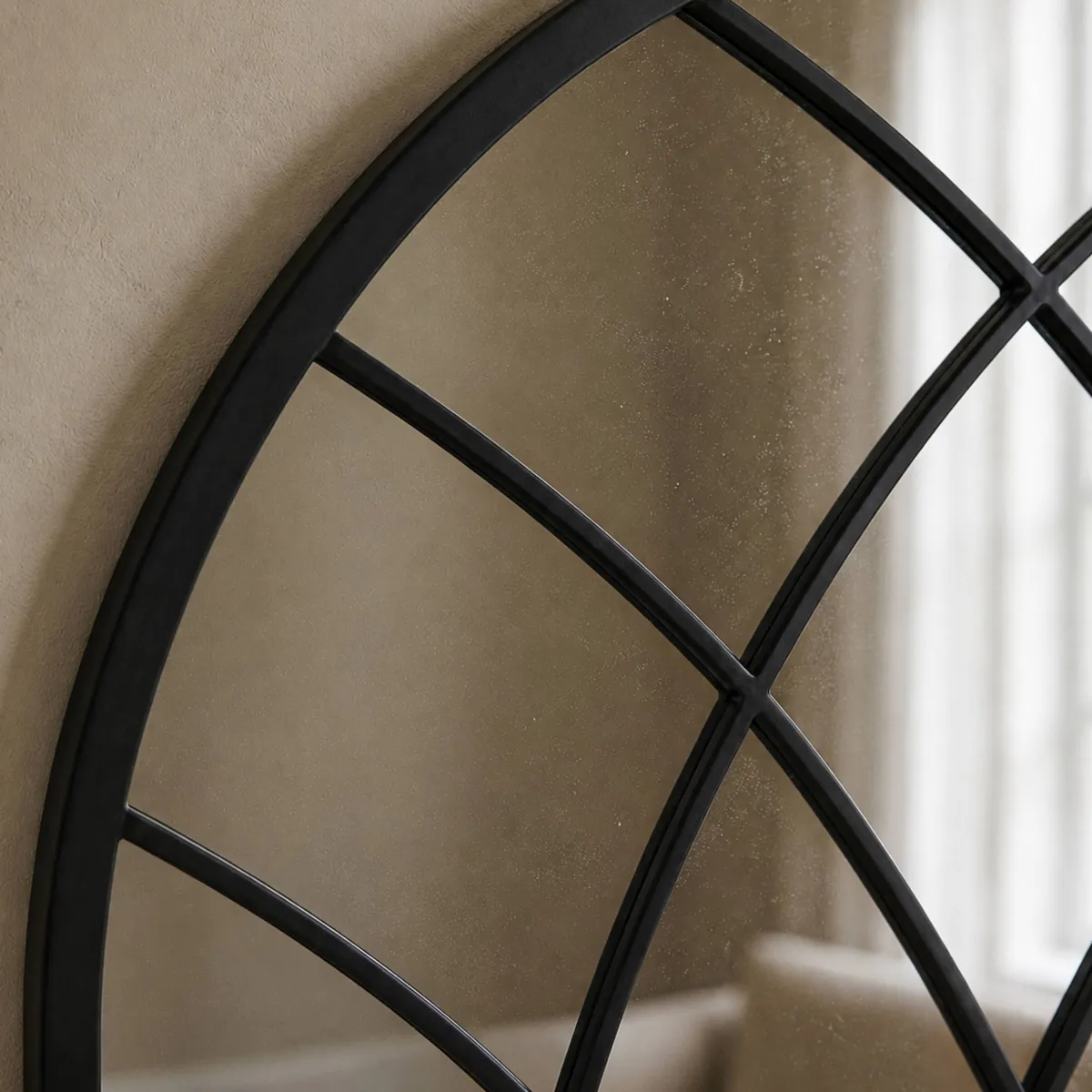 Specchio da parete in metallo (H80 cm) Diva Nero