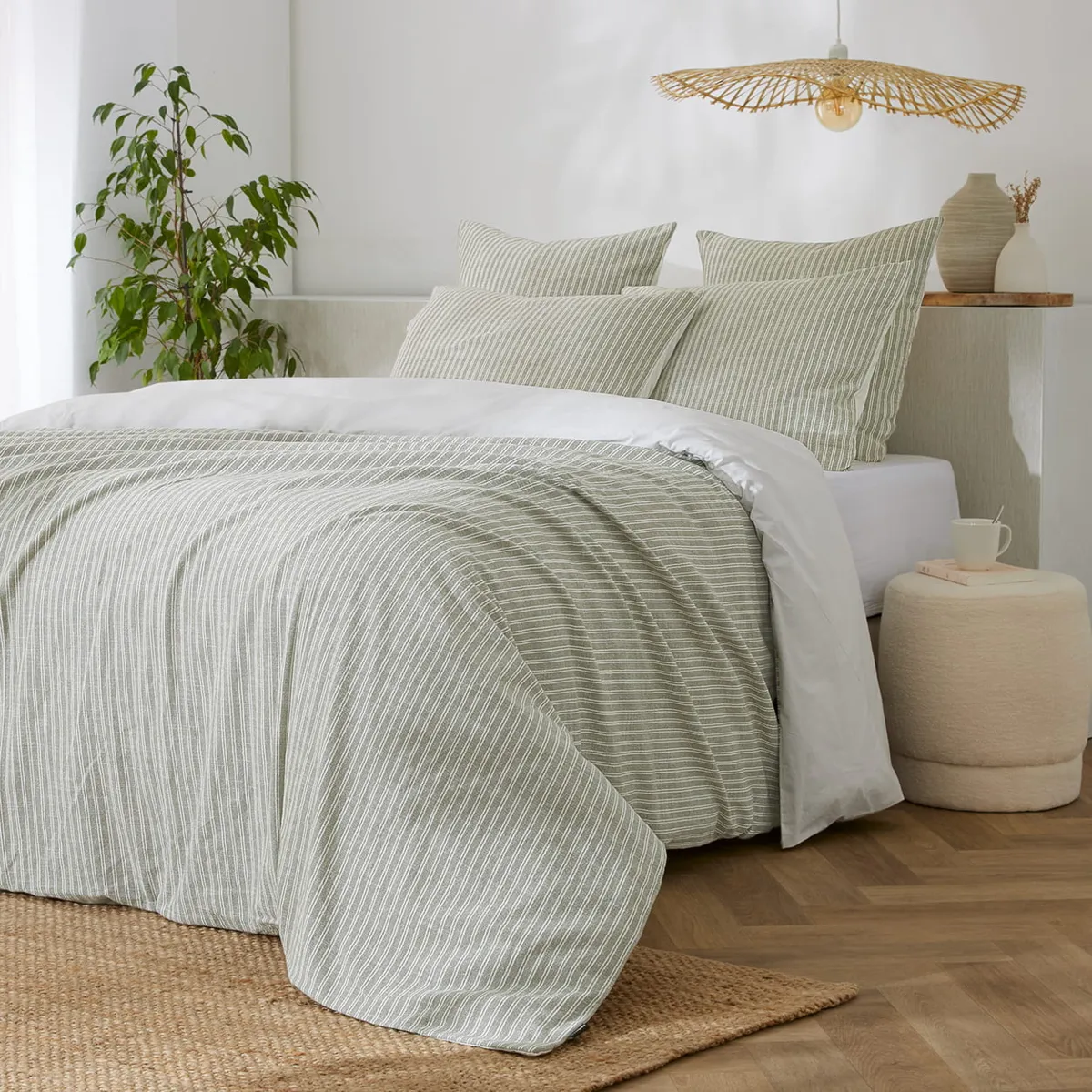 Federa rettangolare reversibile in cotone testurizzato e percalle (50 x 70 cm) Alice Verde