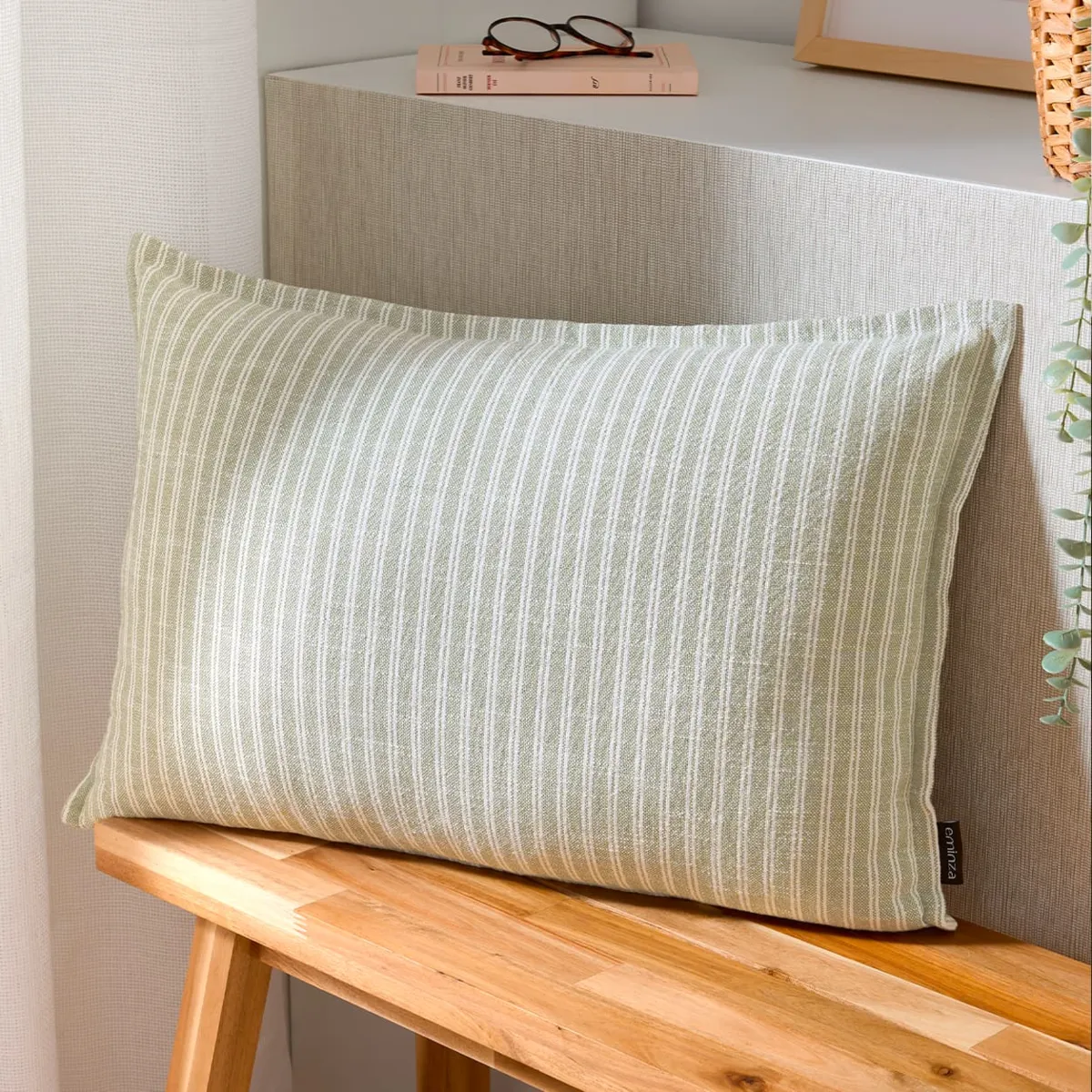 Cuscino rettangolare in cotone testurizzato (40 x 60 cm) Alice Verde