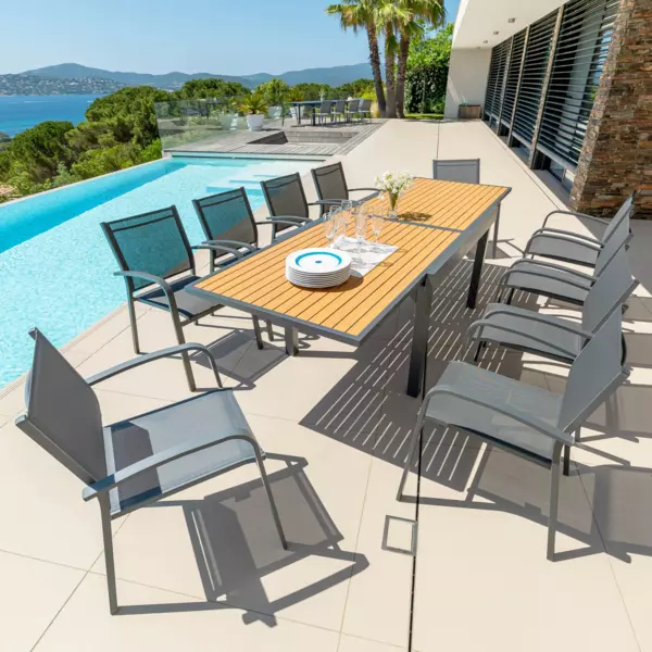 Table de jardin extensible en aluminium 10 places (135/270 x 90 cm) Murano Gris anthracite et effet bois