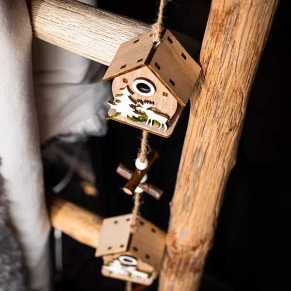 Girlande aus Holz Vogelh�uschen Naturfarben