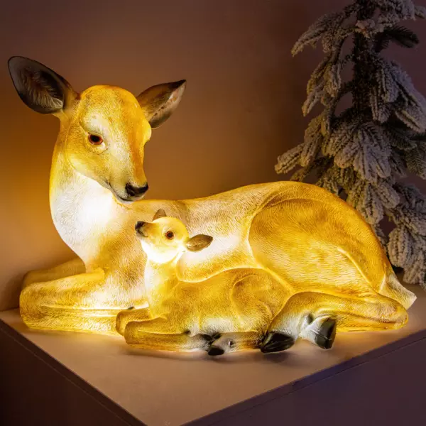 Familia Fawn luminoso blanco c�lido 8 LED