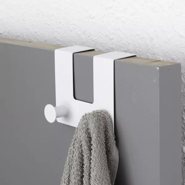 D�rkrog i metal med 2 kroge (H10 cm) Hvid