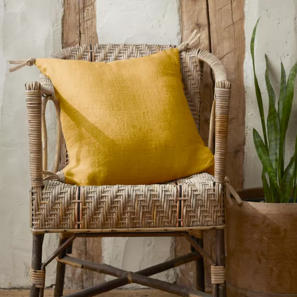 Coussin carr� lin lav� (45 cm) Louise Jaune moutarde