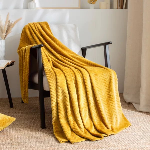 Manta suave en franela (130 x 180 cm) Zag Mostaza amarilla
