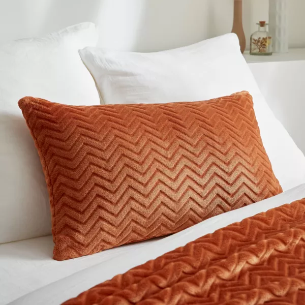 Almohada rectangular en franela (40 x 60 cm) Zag Cobre