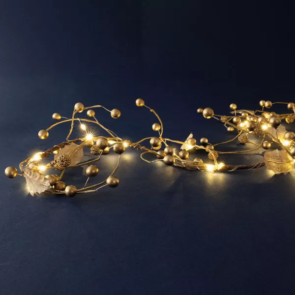 Lichterkette mit Batteriebetrieb 45 LED (180 cm) Goldene Beeren und warmwei�