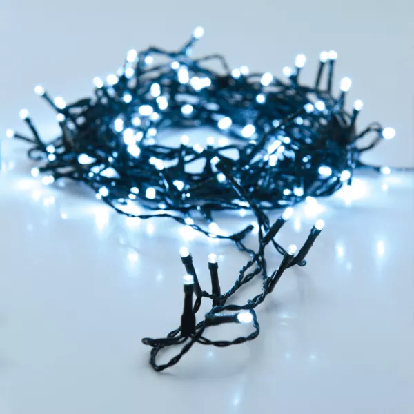 Guirlande lumineuse � piles 7 m 96 LED c�ble noir Luxe Blanc froid