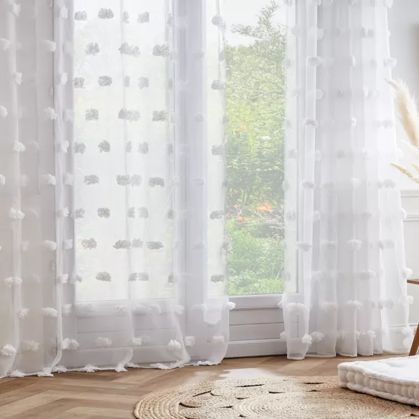 Visillo con ojales y pompones (180 x 240 cm) Suzie Blanco