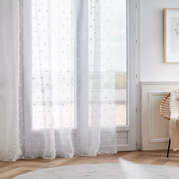 Cortina con ojales y pompones (280 x 240 cm) Emie Blanco