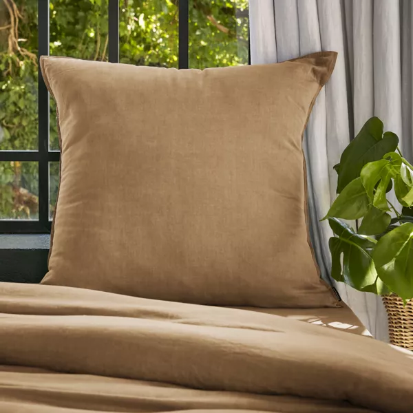 Kussensloop vierkant gewassen TENCEL™ Lyocell (80 x 80 cm) Olivia Camel