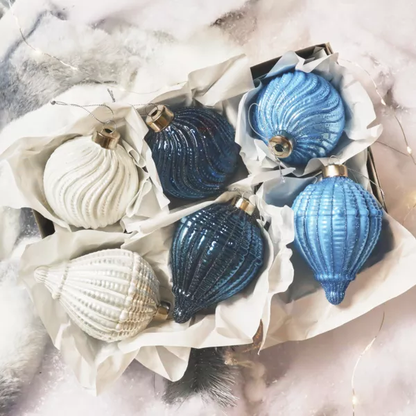 Lote de 12 bolas de Navidad de vidrio (D80 mm) Torsiones Azul y blanco