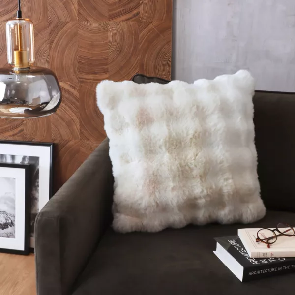 Coussin carr� fausse fourrure (50 x 50 cm) Toronto Ivoire