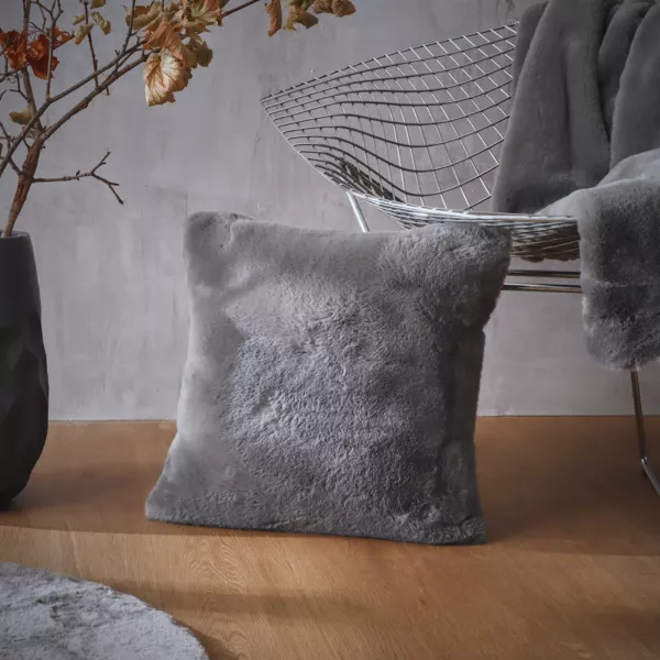 Coussin carr� fausse fourrure (45 x 45 cm) Finn Gris anthracite