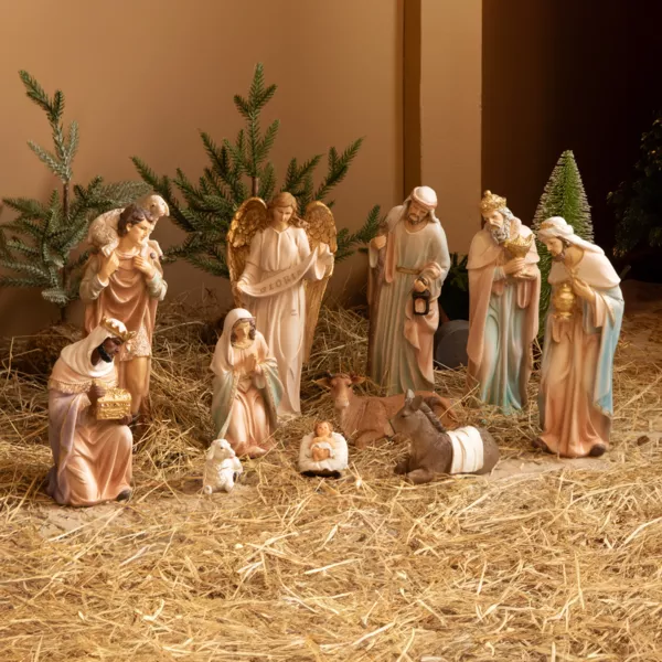 Lot de 11 santons (Hauteur 30 cm) de Jeanne